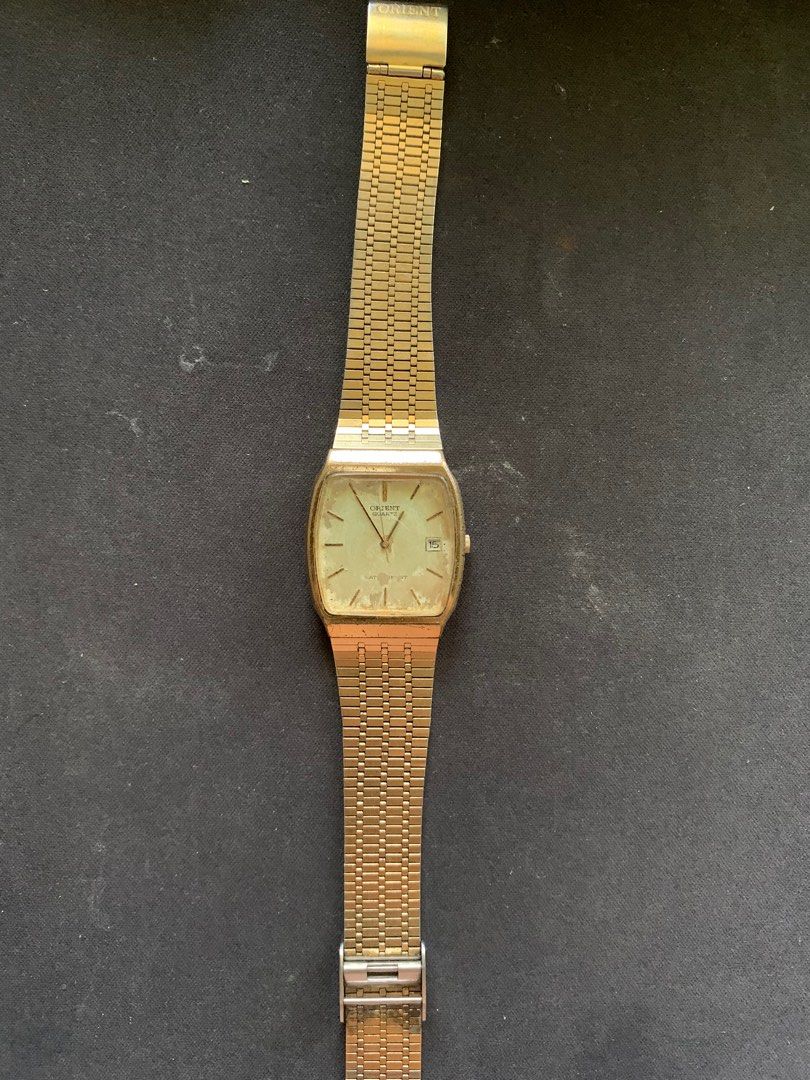 ORIENT (Category: Watches) located in Teluk Intan. Submitted by minfaizal (Listing ID 1309102835, Image 3). Description: VINTAGE ITEM‼️‼️ Case and strap is in good condition 8/10 Dial readable but tarnished 6/10 Item is not working, tried changing the battery still not working, maybe movement problem, i might be wrong Price is negotiable, nego sampai jadi!! Kalau jauh boleh pos, don’t worry.