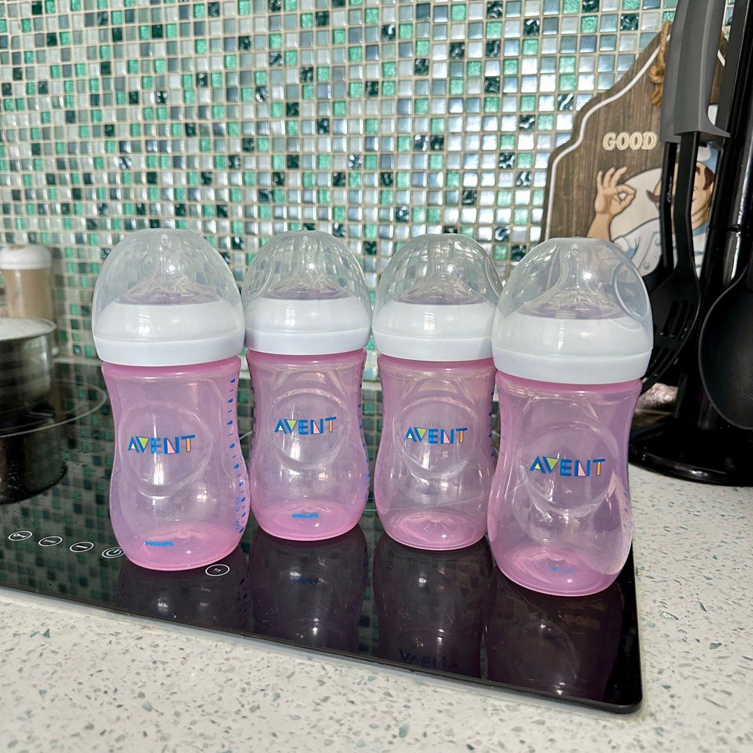 ORIGINAL AVENT BABY BOTTLES (Category: Breastfeeding & Bottle Feeding) located in Mandaluyong City. Submitted by _monamourph (Listing ID 1309013094, Image 1). Description: Get them all for only 2,000! 500 pesos each nalang :) These are used with care 🫶🏻 frs: my toddler is now practicing sippy cup as she’s already 2yr old. NOTE: 2 bottles sold already Nipple # 4.