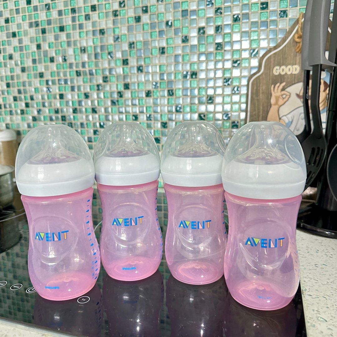 ORIGINAL AVENT BABY BOTTLES (Category: Breastfeeding & Bottle Feeding) located in Mandaluyong City. Submitted by _monamourph (Listing ID 1309013094, Image 2). Description: Get them all for only 2,000! 500 pesos each nalang :) These are used with care 🫶🏻 frs: my toddler is now practicing sippy cup as she’s already 2yr old. NOTE: 2 bottles sold already Nipple # 4.