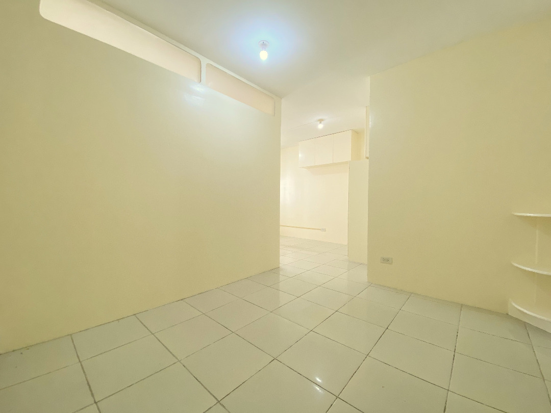 (Category: ) located in . Submitted by jojiman (Listing ID 1309046089, Image 1). Description: .