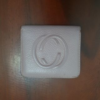 Pink bi-fold leather wallet