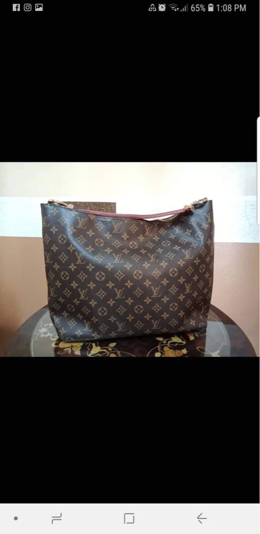 Project LV (original) (Category: Luxury Bags & Wallets) located in Taytay. Submitted by simplicity27.0 (Listing ID 1309094668, Image 1). Description: For repair Rivet included ( screw was lost ) Tarnished backles .