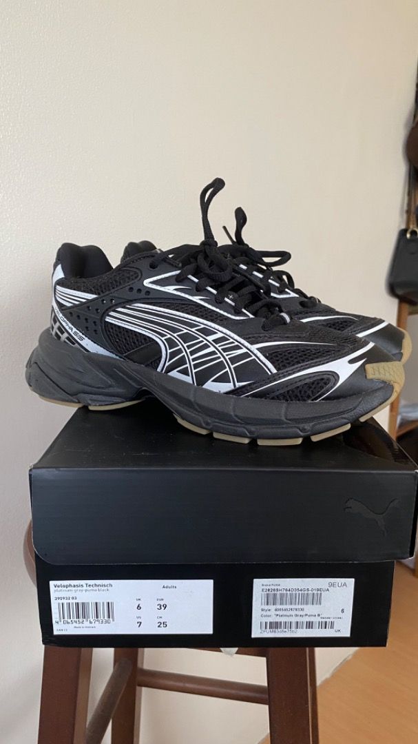 PUMA - Velophasis Technisch Sneakers - Black (Category: Sneakers) located in Calamba. Submitted by ladyunagi (Listing ID 1309165392, Image 3). Description: PUMA - Velophasis Technisch Sneakers - Black Size: Adults - UK 6 / EUR 39 / US 7 Color: PUMA Black-PUMA White Shipping Courier: J&T Express Min. Shipping Rates: - To Manila - P95 - To Luzon - P85 - To Visayas - P100 - To Mindanao - P105 - To Island - P115 *Shipping will be done on Saturdays ON
