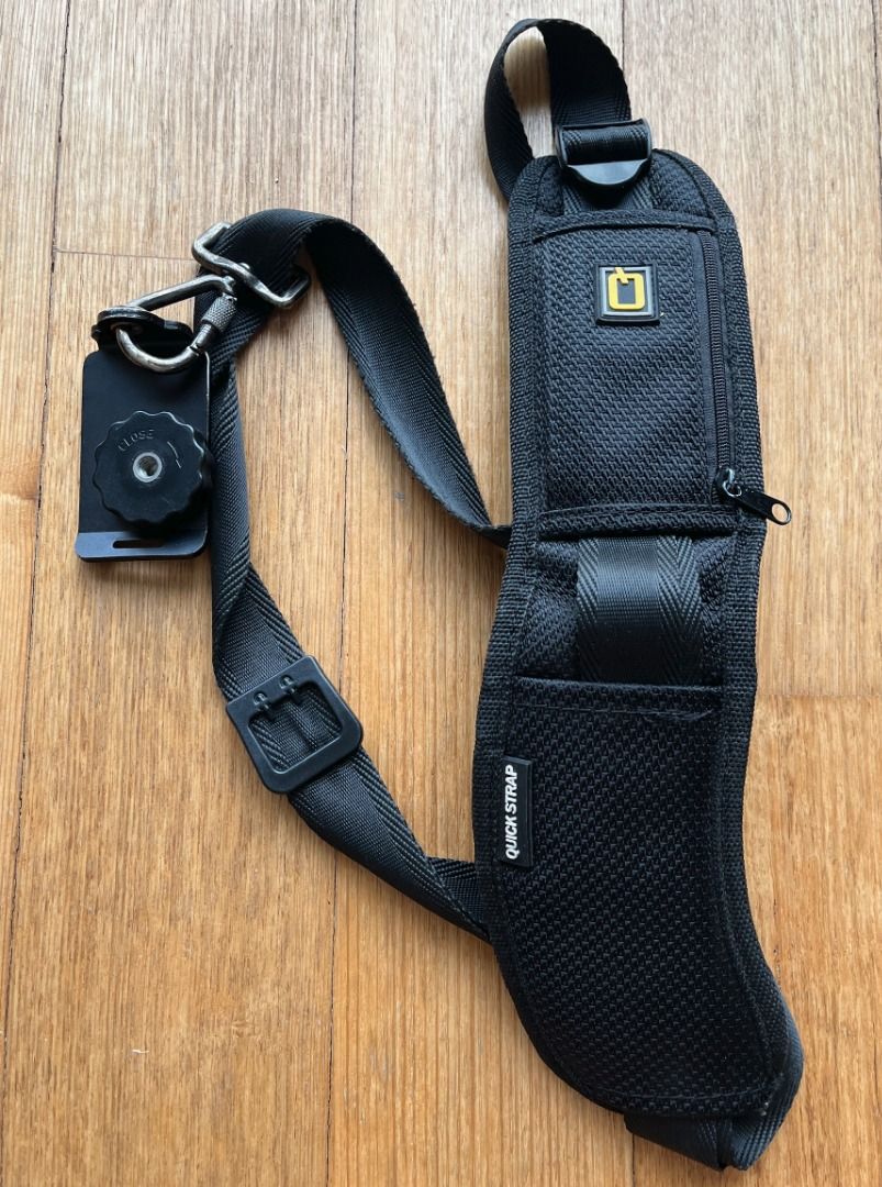 Quick Strap (Category: Other Photography Accessories) located in Singapore. Submitted by snappynomad (Listing ID 1309059719, Image 1). Description: Can mount on bottom on camera body.
