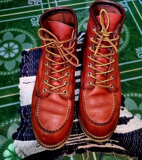 Redwing Mahogany Moctoe Boots