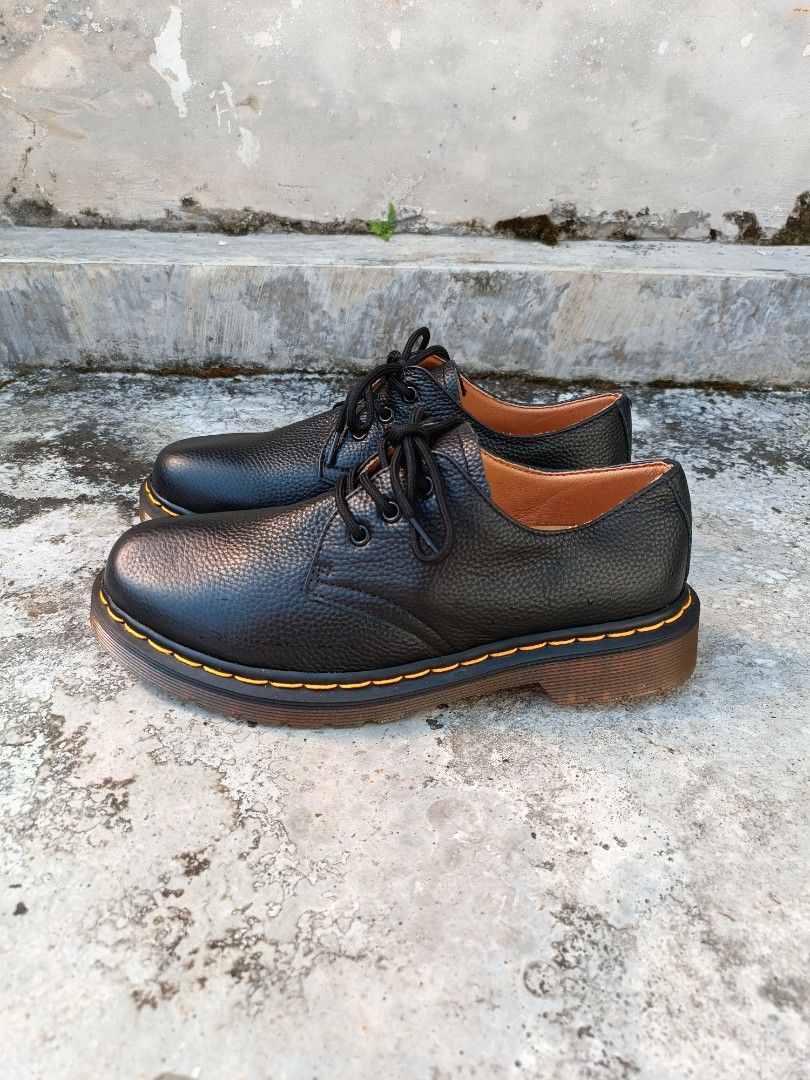 Jual sepatu dr martens original second discount
