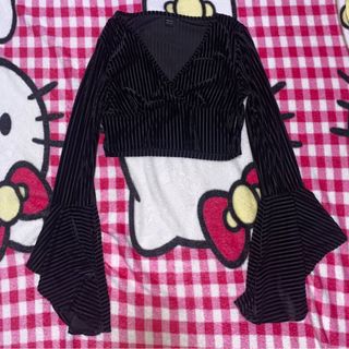 (Category: ) located in . Submitted by prettyinchanel (Listing ID 1309171220, Image 1). Description: .