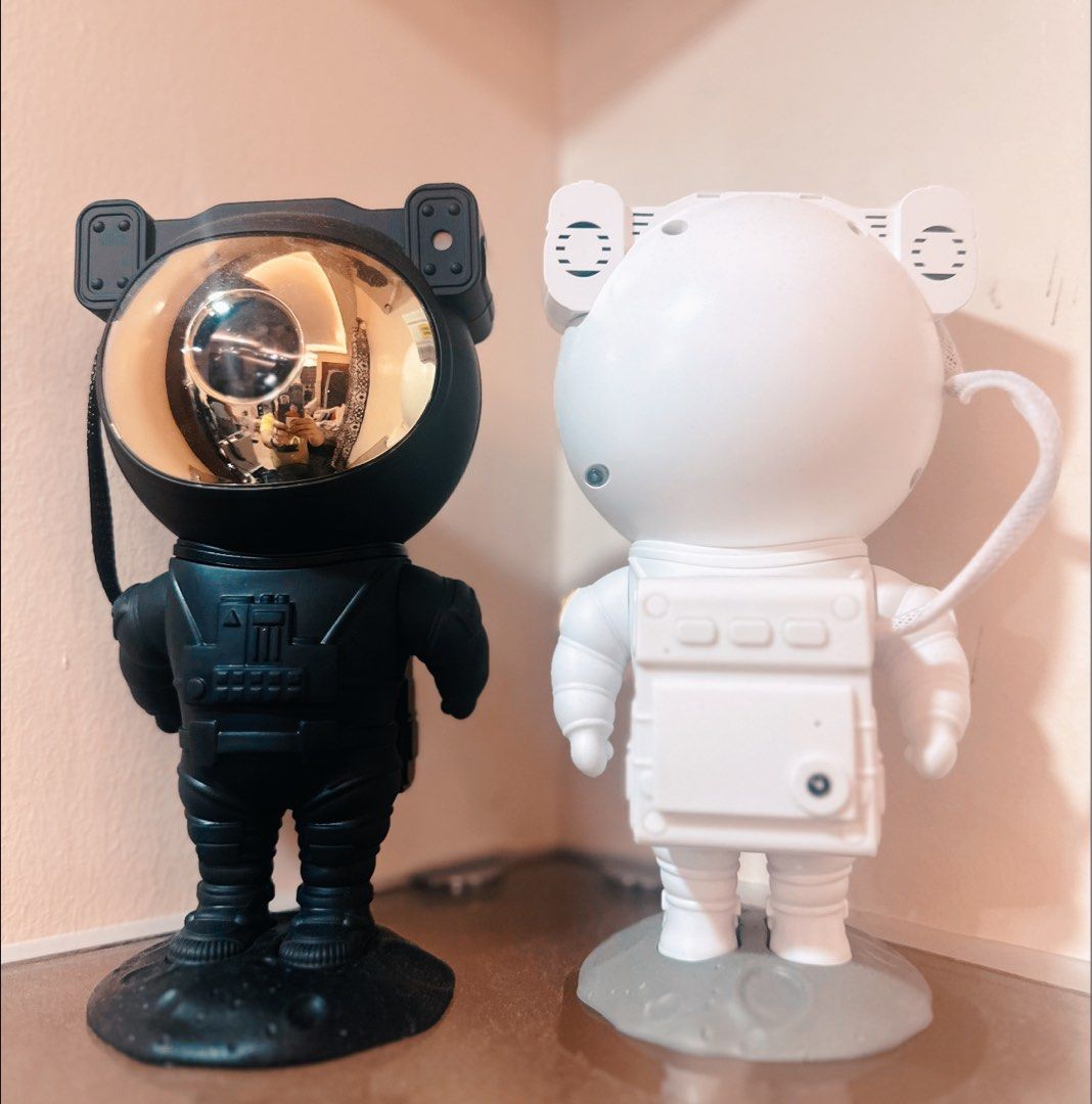 Spacebuddy Night Light (Category: Lighting) located in Manila. Submitted by art_declutter (Listing ID 1309122921, Image 2). Description: Spacebuddy LED Astronaut Projector Sky Star Galaxy Starry Projector Projection light Decoration Night Light.