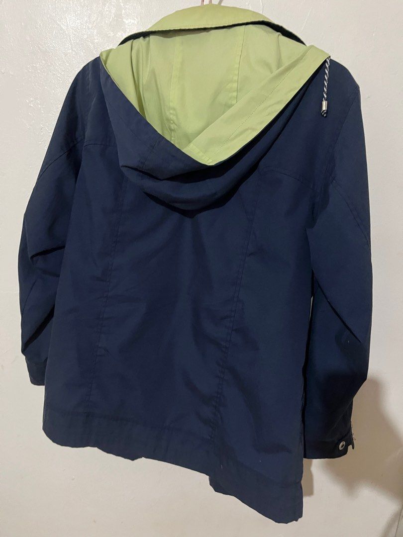 St John's Bay windbreaker jacket men (Category: Coats, Jackets and Outerwear) located in Quezon City. Submitted by arshypre (Listing ID 1309111706, Image 3). Description: Detachable hood Used but in good condition Fits large to xl Pm sa offer.