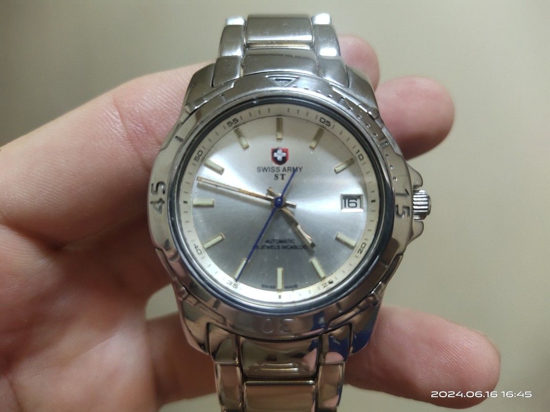 Swiss Army Watch ST (Category: Men's Watches) located in Manila. Submitted by alanroxas.jr (Listing ID 1309087181, Image 2). Description: Swiss Army Watch ST Automatic 25 Jewels Incabloc Conservative Rating: 7.5/10 Fixed bezel Screwdown Crown Good timekeeping (5 Peso coin for size reference only) Meet ups can be arranged (please see indicated meet up places) Shipping can also be arranged only upon prior payment of the price and the shipping fee b