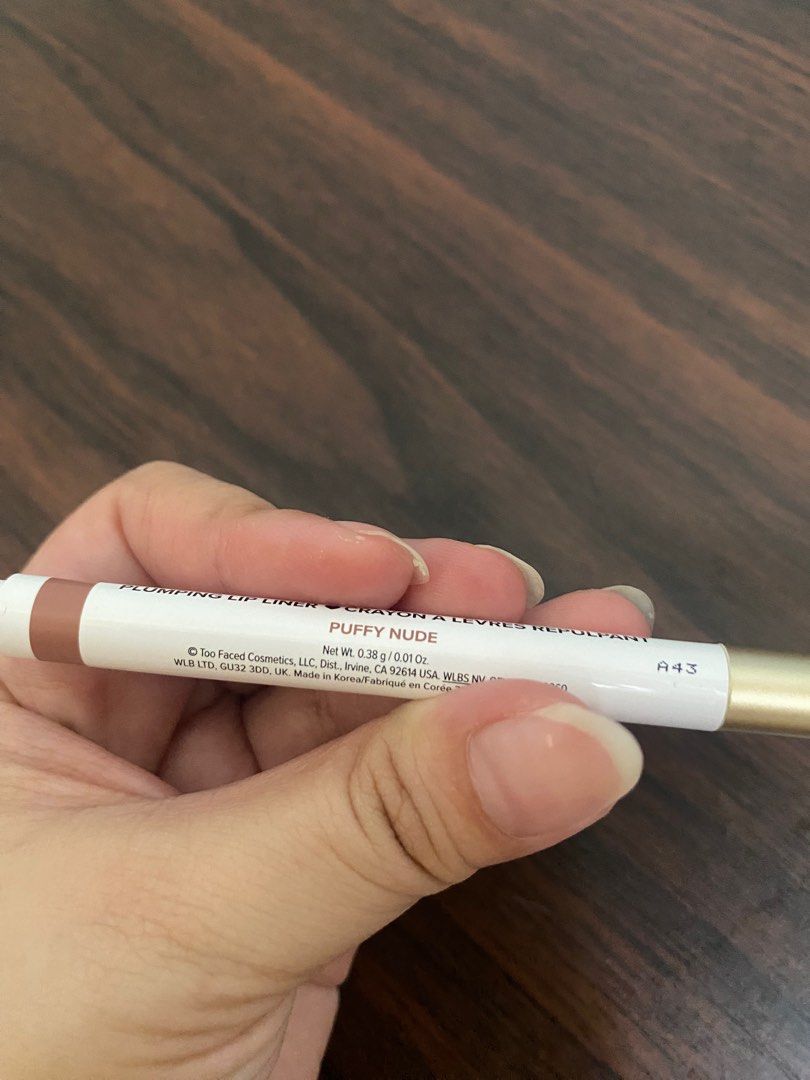 Too Faced Lip Injection Plumping Lip Liner (Category: Makeup) located in Mandaluyong City. Submitted by maryash29 (Listing ID 1309015855, Image 3). Description: Too Faced Lip Injection Extreme Lip Shaper Plumping Lip Liner, 0.38g, Full Size Color: Puffy Nude - Dusty Rose Nude Bought in a set of other makeup so this comes without a box. Purchased from Sephora Store US. Opened and swiped once just to test but found out that lip plumper’s not for me