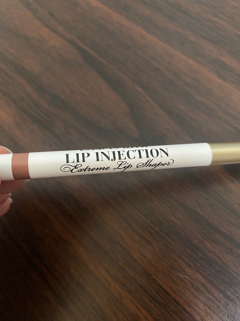 Too Faced Lip Injection Plumping Lip Liner (Category: Makeup) located in Mandaluyong City. Submitted by maryash29 (Listing ID 1309015855, Image 1). Description: Too Faced Lip Injection Extreme Lip Shaper Plumping Lip Liner, 0.38g, Full Size Color: Puffy Nude - Dusty Rose Nude Bought in a set of other makeup so this comes without a box. Purchased from Sephora Store US. Opened and swiped once just to test but found out that lip plumper’s not for me