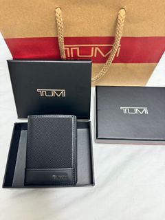 Tumi Gusseted Card Case