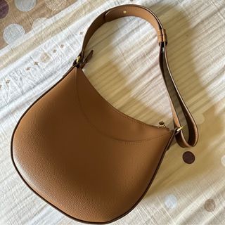 Uniqlo - Faux Leather One Handle Bag (Brown)