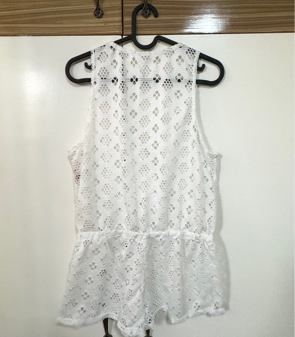 White Coverup Medium (Category: Bikinis & Swimsuits) located in Cavite. Submitted by cha____r (Listing ID 1309089137, Image 2). Description: White coverup Romper style Medium size Washed but never used.