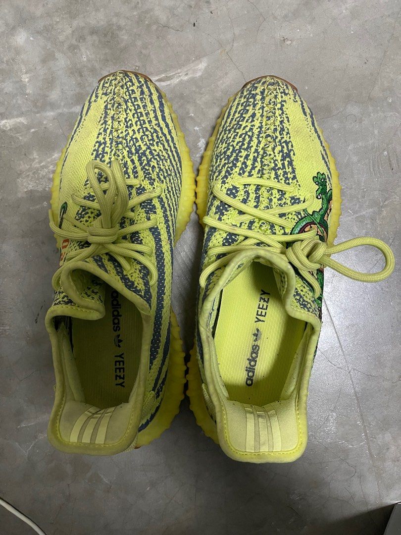 Yeezy 2 midsole cracking 2025