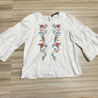 Zara White Embroidered Long Sleeve Blouse