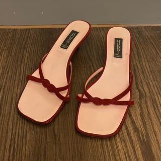 （分類：）位於 。 由 ri.secondhand 提交（商品編號 1309350319，圖片 1）。簡介： 。