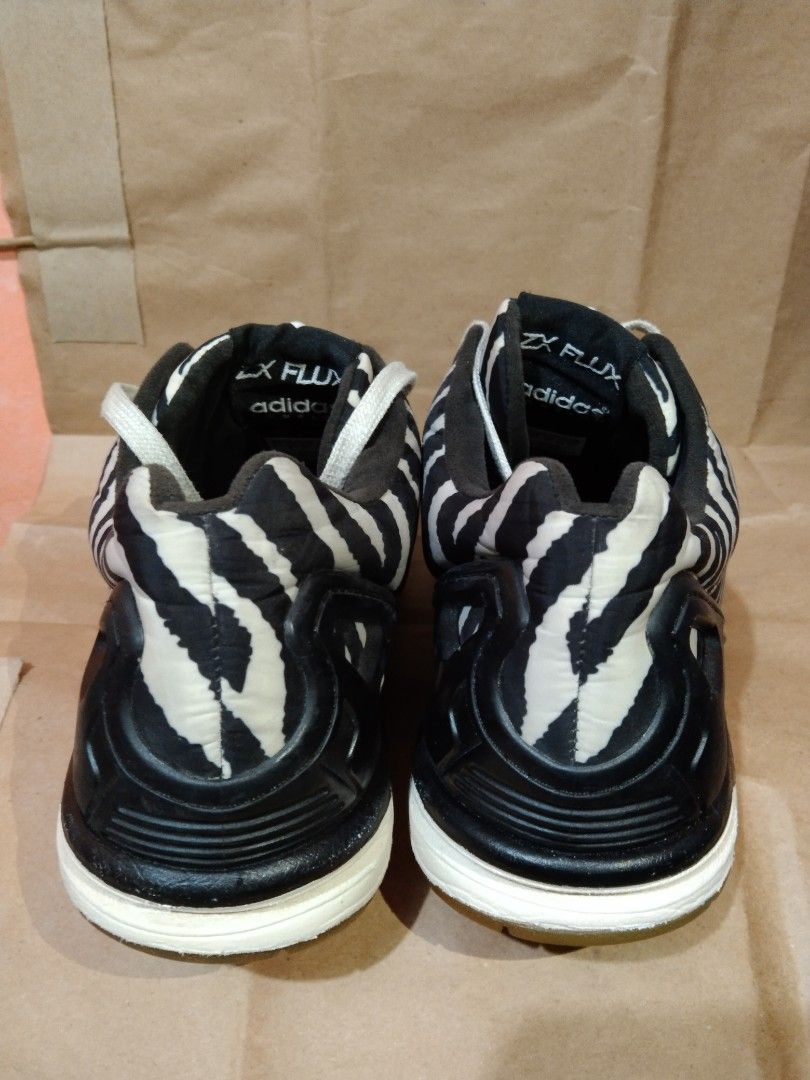 Zx flux zebra best sale