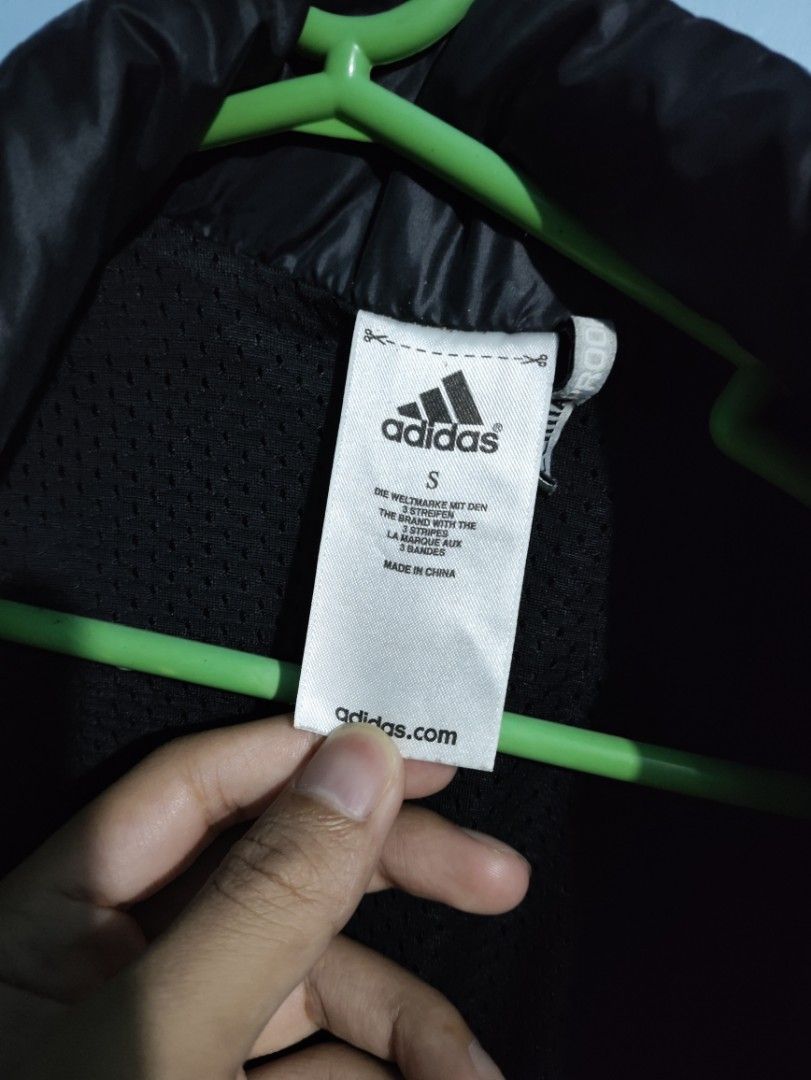 Adidas windbreaker jacket (Category: Coats, Jackets and Outerwear) located in Tuguegarao City. Submitted by declutterthingz_1 (Listing ID 1309328873, Image 2). Description: Issue: nasa picture na Size S Buy 3 of my listing and you get free shipping.