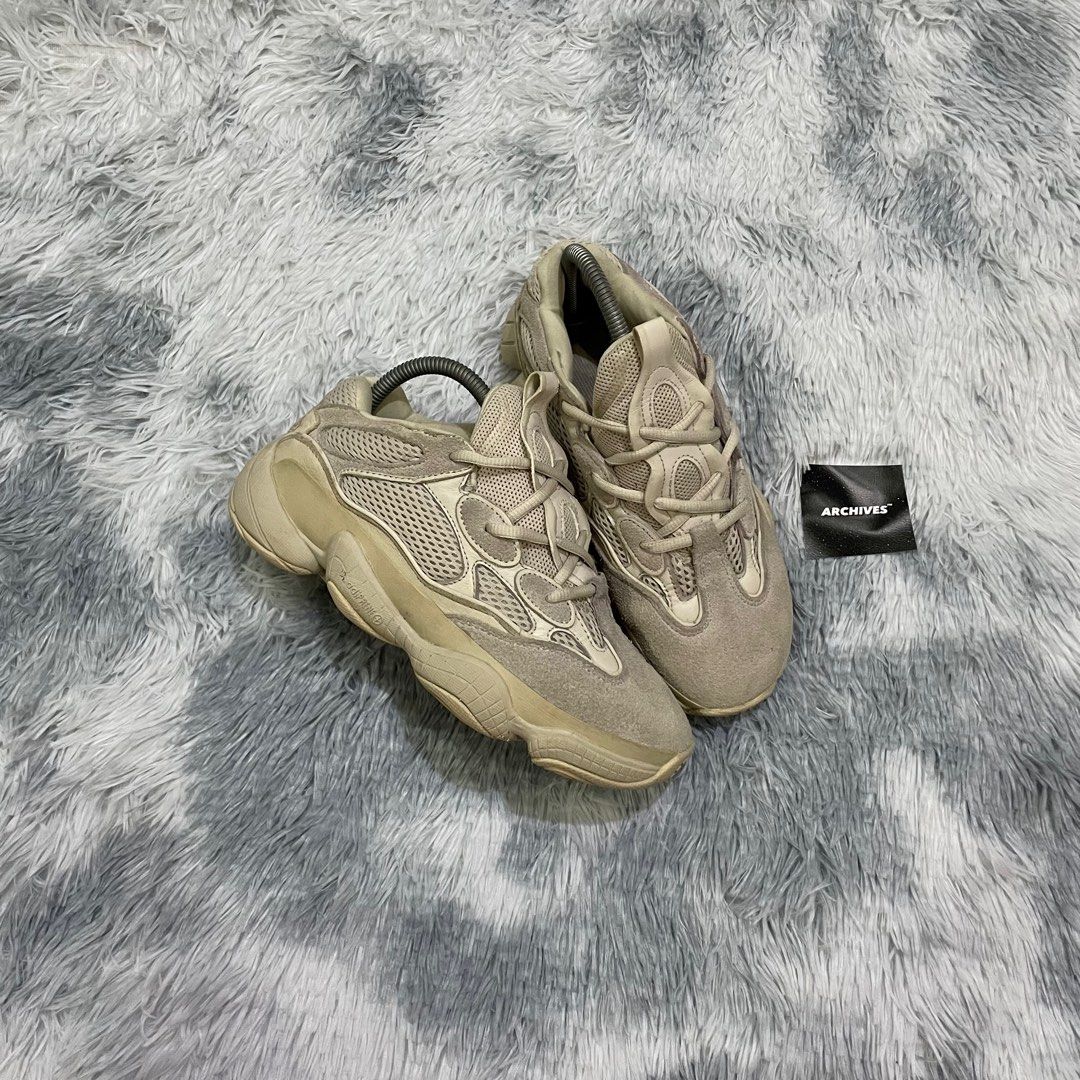 Adidas Yeezy 500 Blush, Women's Fashion, Footwear, Sneakers on Carousell