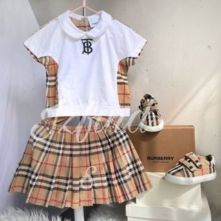 Authentic Burberry Set for girls - 12-18M / SIZE 21