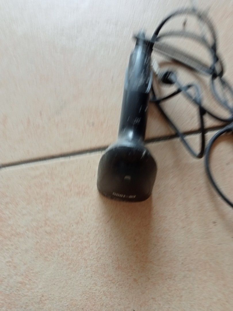 Bar Code Scanner (Category: Office & Business Technology) located in Seberang Perai. Submitted by camasu (Listing ID 1309223886, Image 3). Description: bar code scanner keep more than 35 years.