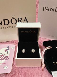 ⭐️BEST SELLER⭐️ Pandora Sparkling Halo Earrings 💖💎✨