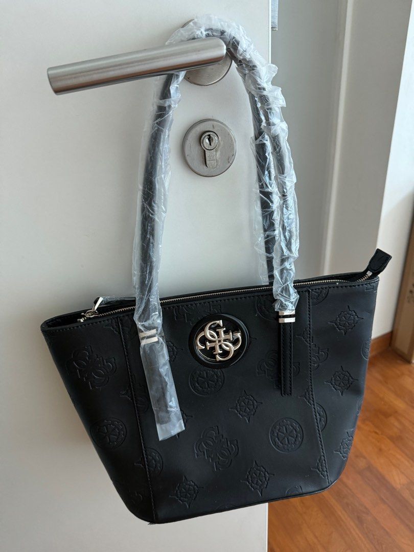 BNWT Guess Open Road Small Tote, Women's Fashion, Bags Wallets