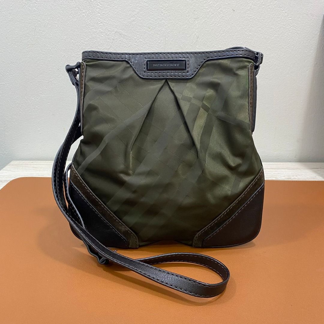 Cnqinchoqin burberry bag top