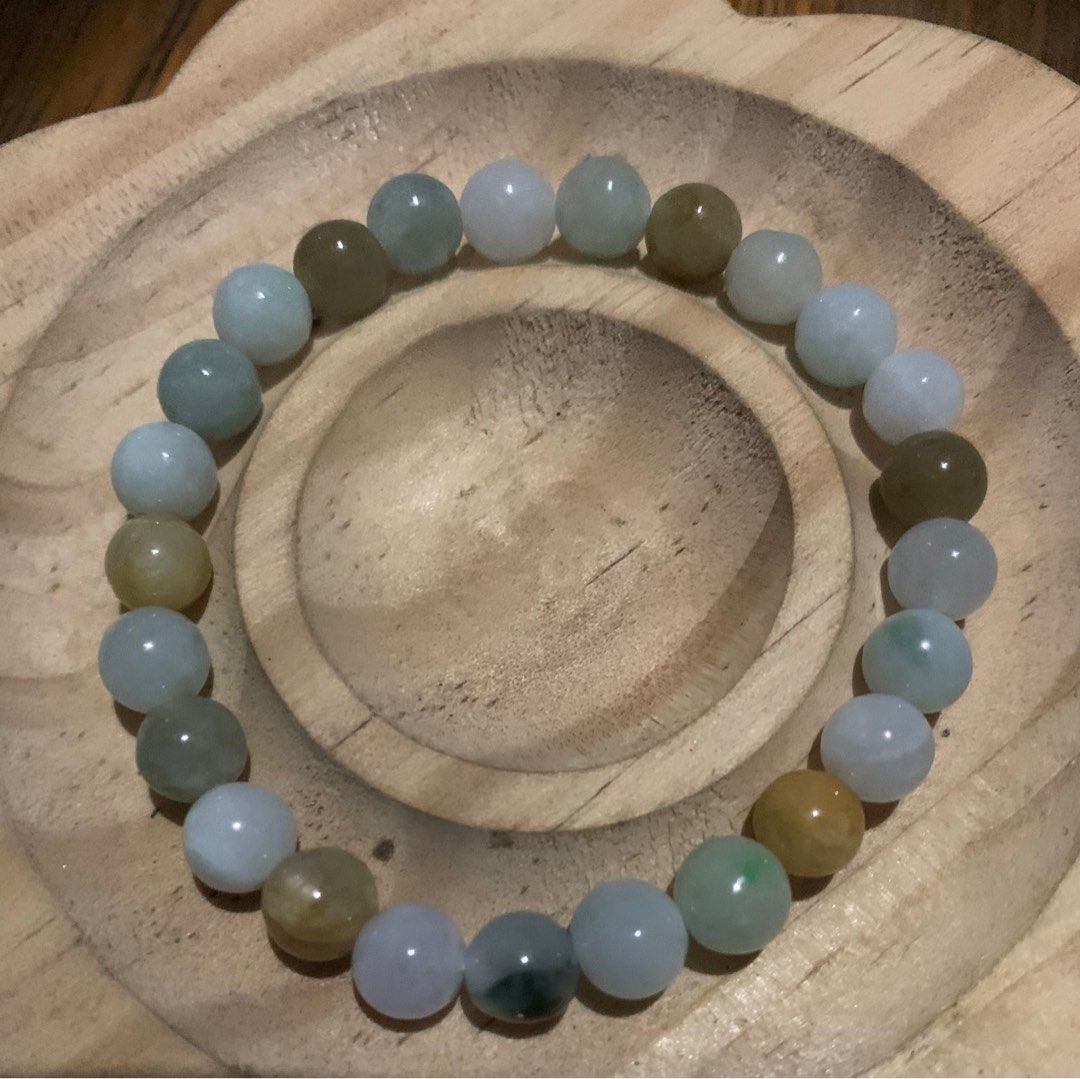 🧿Burmese Jadeite Stone Bracelet (Category: Bracelets) located in Valenzuela. Submitted by blesssing (Listing ID 1309310879, Image 1). Description: ✅Jade is believed to bless whoever it touches. One of the most valued Gemstones in the world, Burmese Jade Gemstone provides vast healing properties and benefits. By adorning yourself with Burmese Jade, benefits will include, prosperity in Health and Wealth, intuitive dreams, and a soothing sense of c