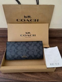 (Category: ) located in . Submitted by watchandbag (Listing ID 1309280583, Image 1). Description: .