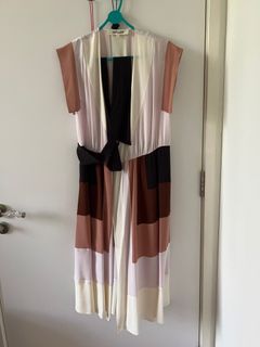 (Category: ) located in . Submitted by viky (Listing ID 1309239730, Image 1). Description: .
