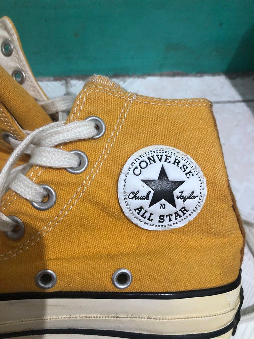 Converse chuck taylor kuning 2025