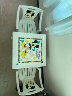 Disney Uratex Table with 2 chairs