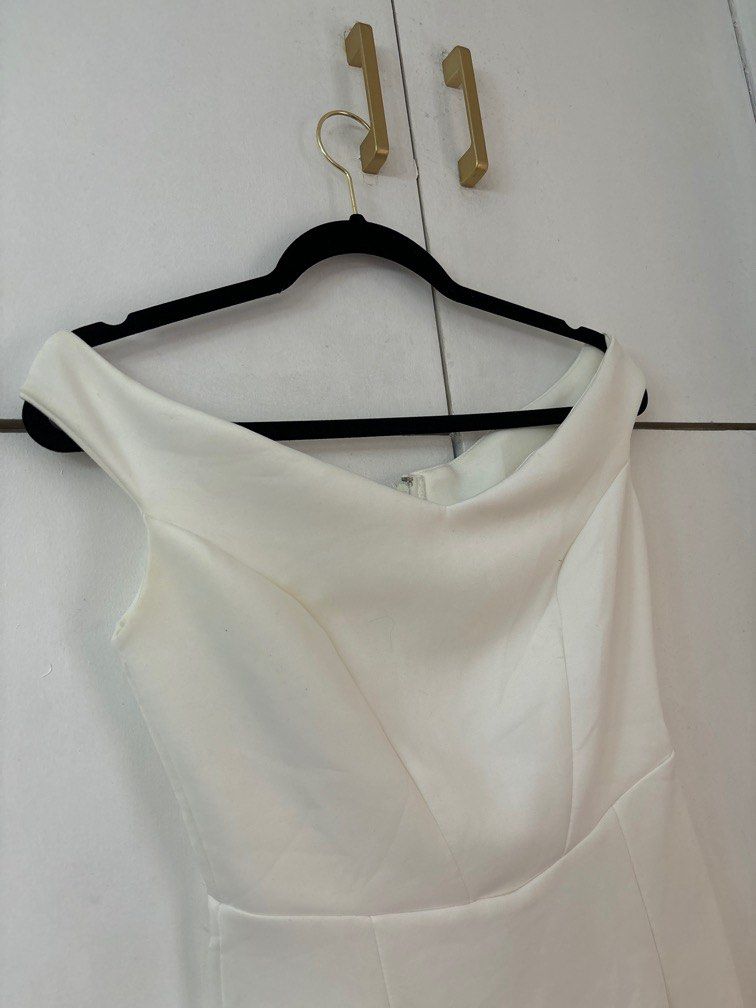 Event White Off Shoulder Dress (Category: Dresses) located in Manila. Submitted by shop_overflow (Listing ID 1309259605, Image 2). Description: .