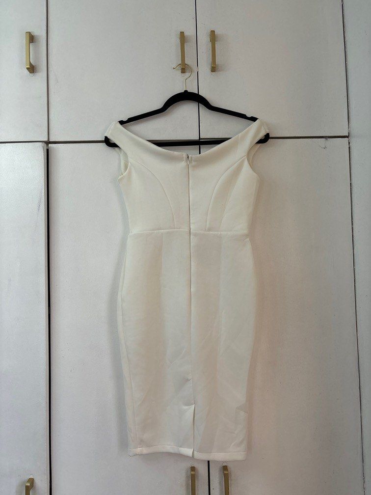 Event White Off Shoulder Dress (Category: Dresses) located in Manila. Submitted by shop_overflow (Listing ID 1309259605, Image 3). Description: .