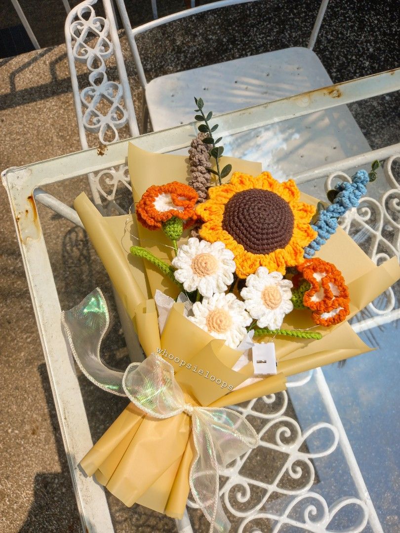 flower bouquet (crochet handmade) (Category: Flowers & Bouquets) located in Marikina City. Submitted by whoopsieloops (Listing ID 1309155716, Image 2). Description: ‧₊˚❀༉‧₊˚ sample bouquet ‧₊˚❀༉‧₊˚ 💌 this is a made to order post which is why flower arrangement is highly customizable! combine different flowers and colors up to your style 💐 price is based per flower. 💌 for made to order: (3-7 days lead time) 💌 to secure an order: a nonrefundabl