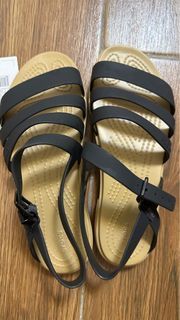 FOR SALE CROCS ICONIC SANDALS SOFT SOLE BOUGHT IN THE USA