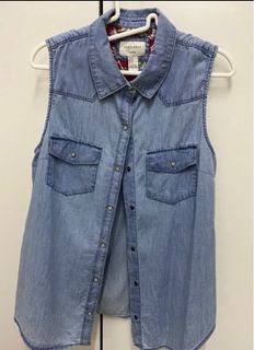 (Category: ) located in . Submitted by ascloset22 (Listing ID 1309305965, Image 1). Description: .