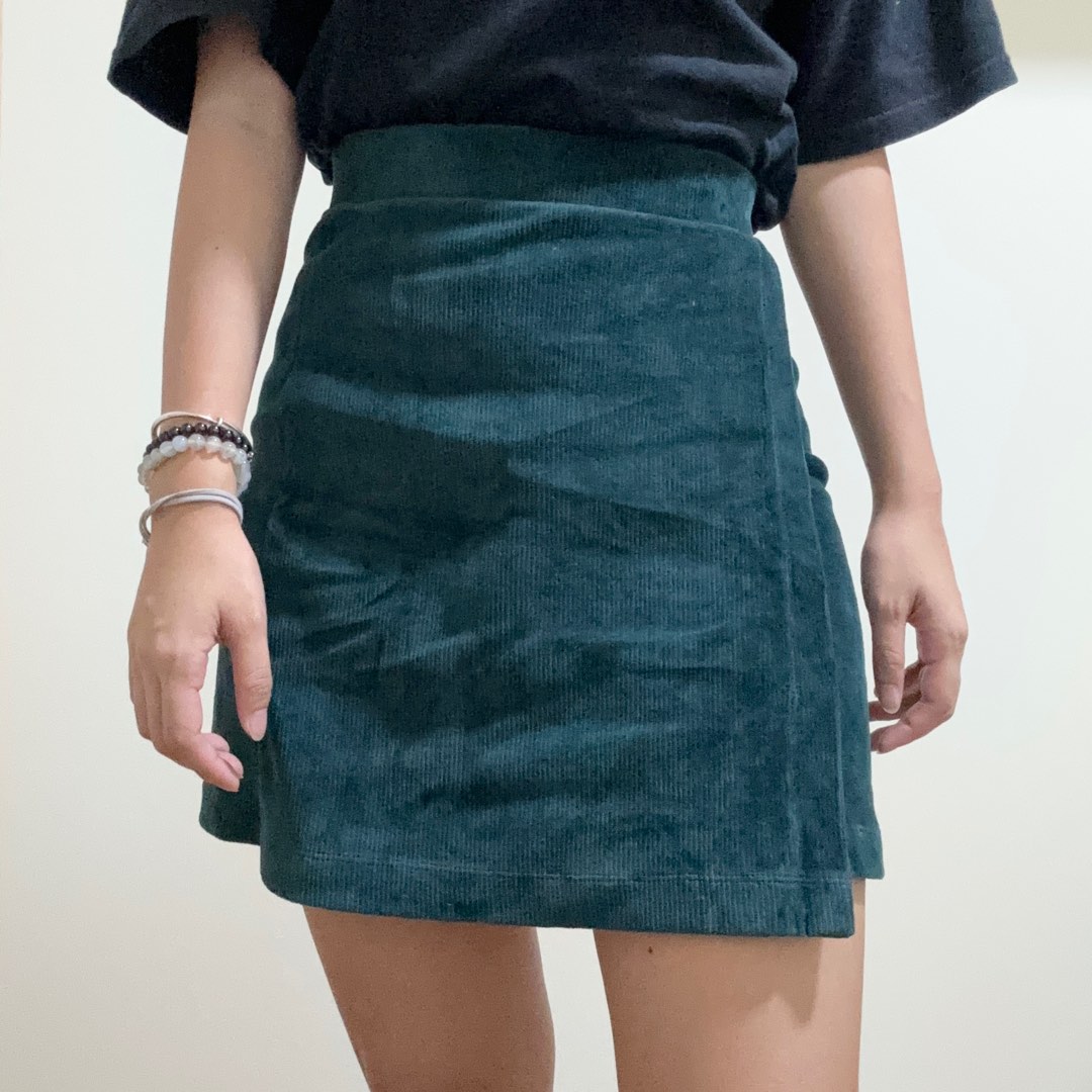 Forever21 Velvet Green Skirt
