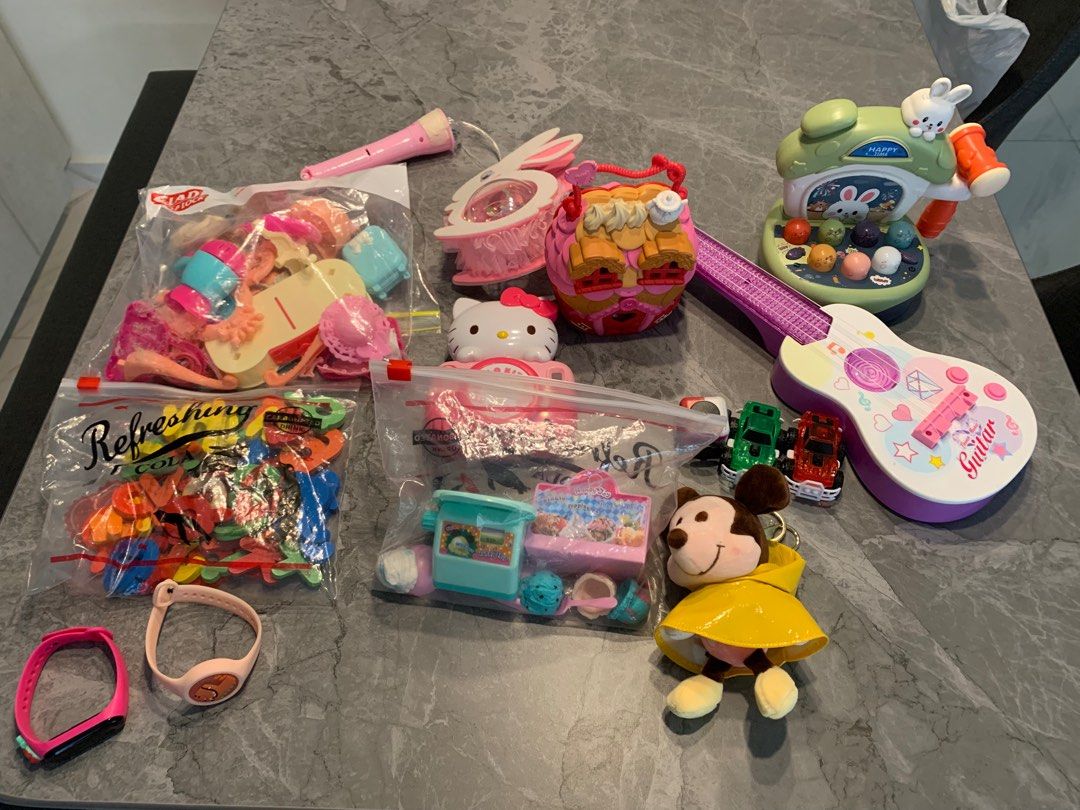 Free random used toys Hobbies Toys Toys Games on Carousell