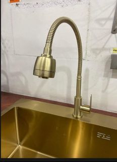 Gold kitchen faucet single