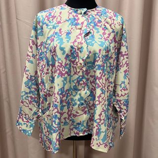 (Category: ) located in . Submitted by preloved.pretty.things (Listing ID 1309361094, Image 1). Description: .