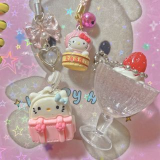 Hello Kitty Gotochi Bundle (anik anik keychain phone charm trinket sanrio)