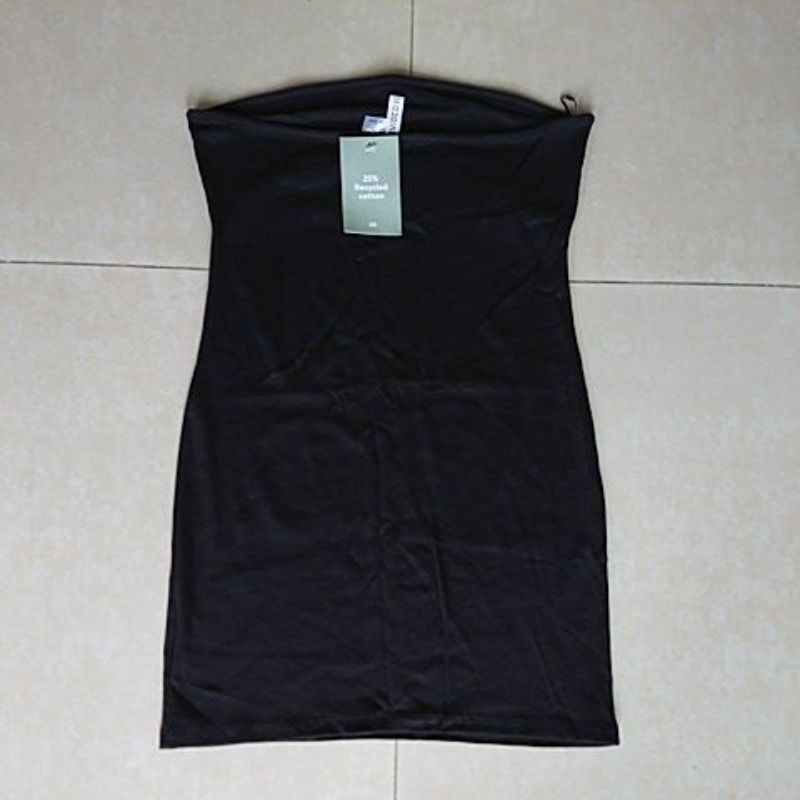 h&m ribbed bandeau dress Stylish Date Night Outfit