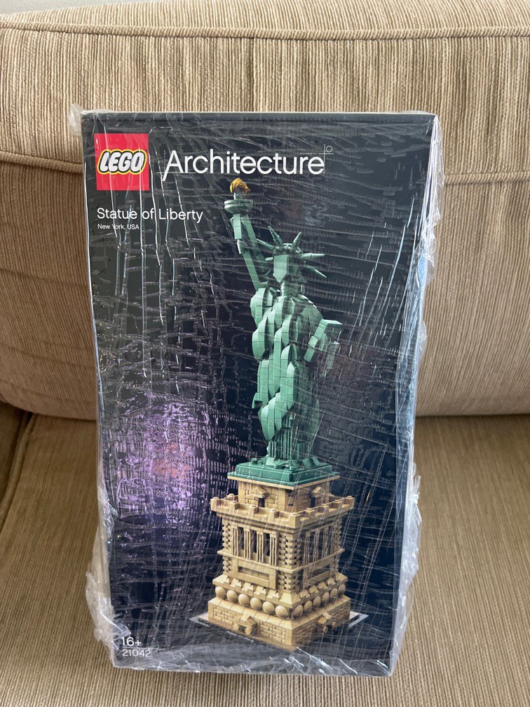 Lego 21042 Lego 21042 Statue of Liberty, Hobbies & Toys, Toys & Games on Carousell