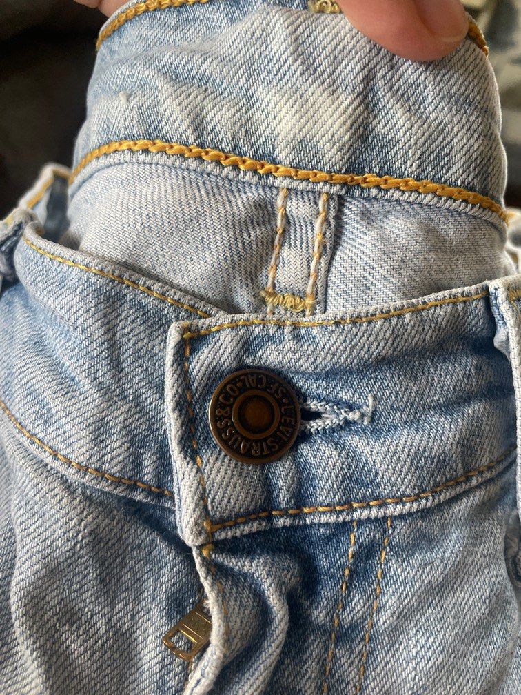 Levi s waist 29 low rise Women s Fashion Bottoms Jeans on Carousell