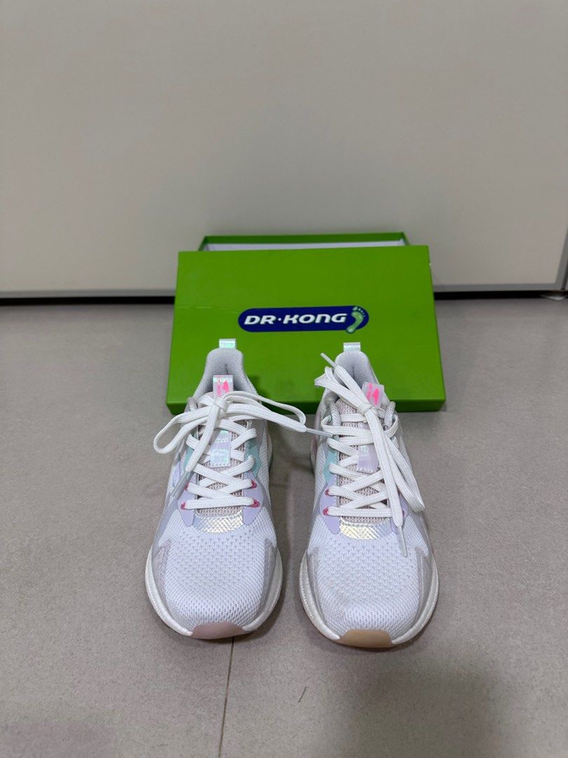 Like new Dr Kong women ezwalk explore sneakers sport shoes size US 5.5 Eu 36