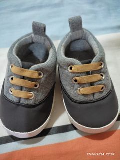 Lil Feet Crib Shoes 0 - 6 months